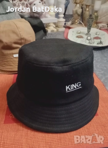 Детска шапка 8-12г, снимка 2 - Шапки - 53481088