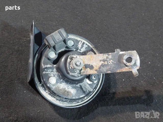 Клаксон Ауди A6 C5 (2), снимка 4 - Части - 48660259