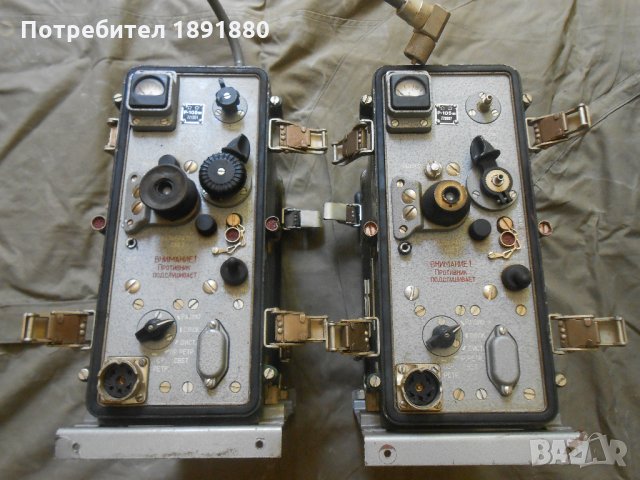 Радиостанция СССР модел Р-105 м , снимка 2 - Антикварни и старинни предмети - 33337191