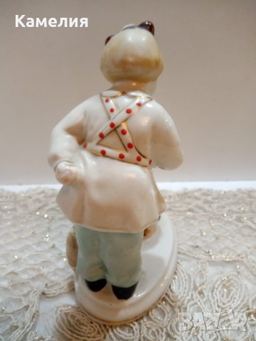 Порцеланова фигура , снимка 7 - Статуетки - 43726739