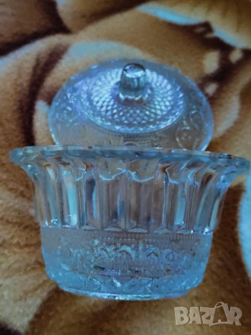 Стъклена захарница PASABAHCE, снимка 2 - Аксесоари за кухня - 52965402