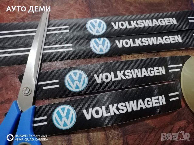 Черен карбон гланц  стикер с емблема и надпис Фолксваген за кола автомобил джип пикап +подарък, снимка 3 - Аксесоари и консумативи - 32459929