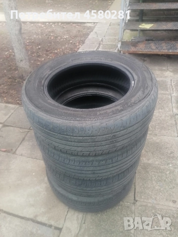 Продавам 4 летни гуми 