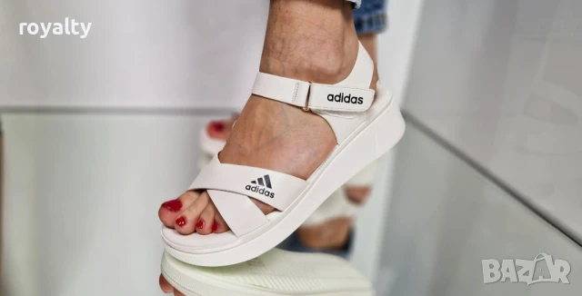 Adidas бели дамски сандали , снимка 6 - Сандали - 51241322