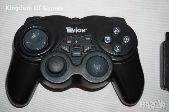 Два броя Оригинални Безжични Контролери Tevion MD 85175 за PC/PS2/XBOX Made In Germany, снимка 2 - Аксесоари - 51810272