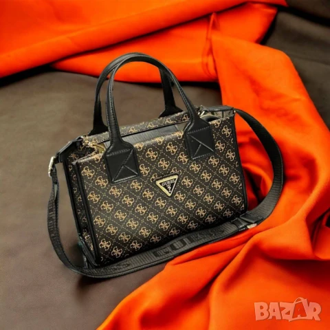 чанти guess, снимка 4 - Чанти - 51419688