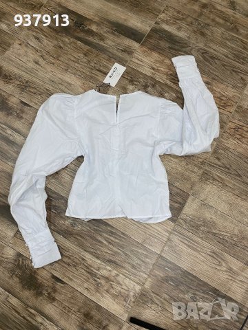 Бяла дамска блузка , снимка 3 - Блузи с дълъг ръкав и пуловери - 43861901