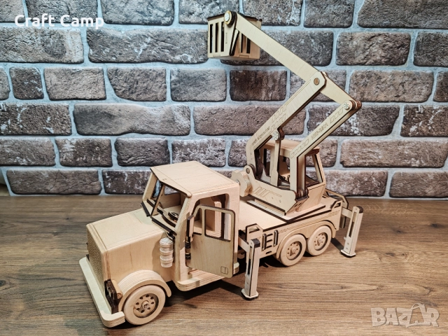 Дървен модел на камион – Вишка / Автовишка – Craft Camp, снимка 16 - Коли, камиони, мотори, писти - 52774936
