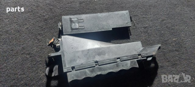 Бушонна Кутия Рено Клио 1 - 7703397178 N, снимка 3 - Части - 40295546