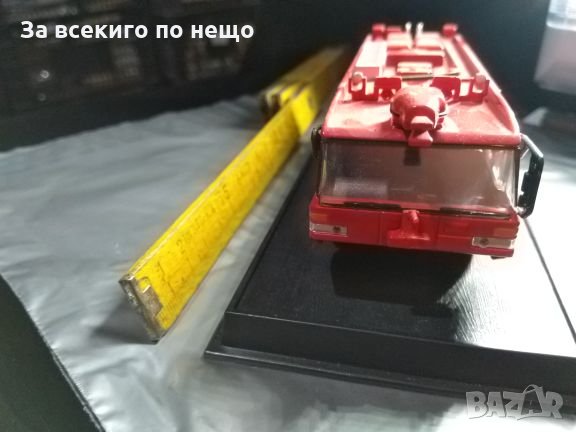 Колекционерски, пожарникарски камиони и коли различни народности и години, снимка 3 - Колекции - 27366583