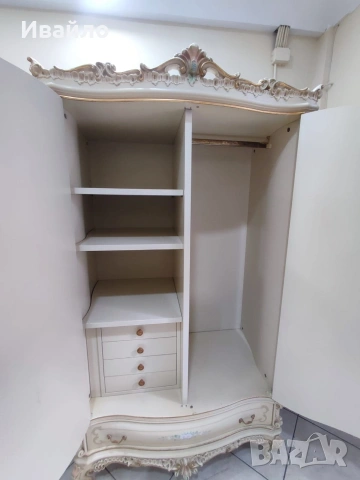 Италиански гардироби Silik , снимка 2 - Гардероби - 53493158