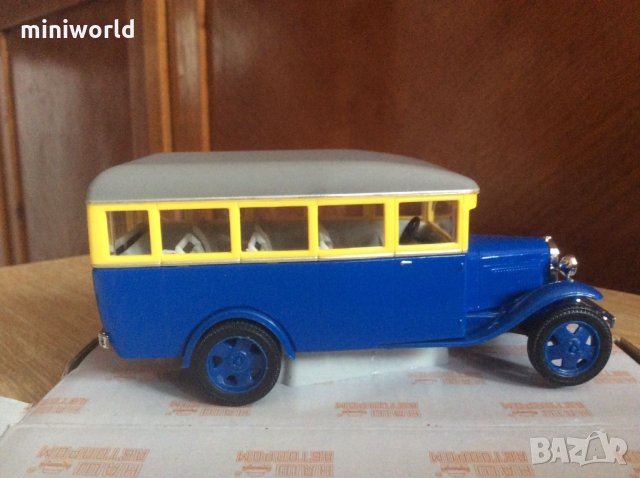 ГАЗ 03-30 Автобус - мащаб 1:43 на Наш Автопром - модела е нов в кутия, снимка 5 - Колекции - 28080545