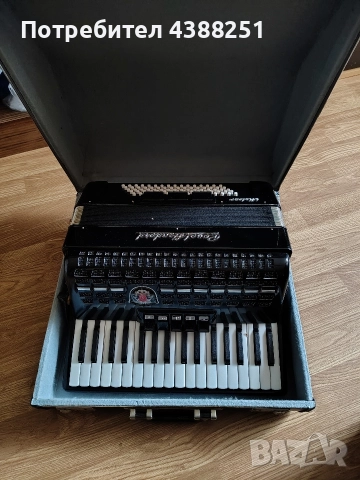 Акордеон Роял Стандарт с куфар, снимка 4 - Акордеони - 52621980