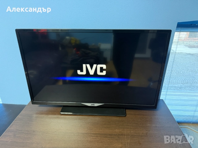 Телевизор JVC LT-32VH52K, снимка 5 - Телевизори - 52929653
