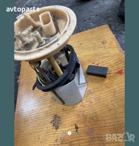 Audi a3 vw golf5 2.0tdi помпа резервоар, снимка 3 - Части - 40449419