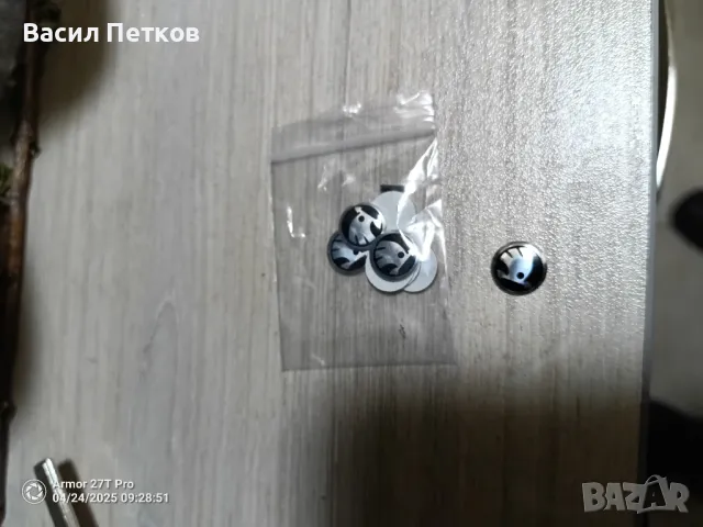 Кутийки,  пера и емблеми за ключ за Skoda Octavia mk2;3, снимка 2 - Части - 50023640