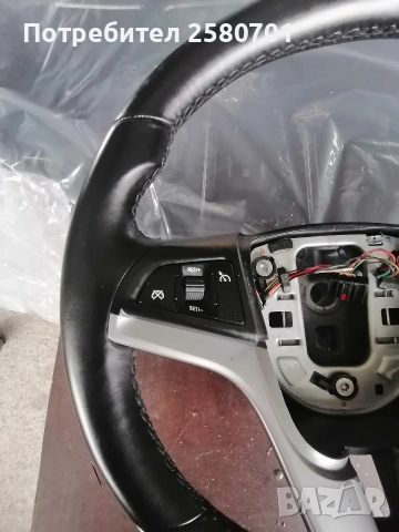 Продавам оригинален кожен мулти волан за Шавролет Трак 2011г , снимка 2 - Аксесоари и консумативи - 52636567