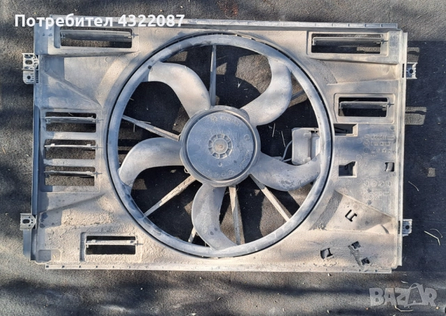 Перка охлаждане Volkswagen Touran II 2011-2015 1.6 TDI 105к. с, снимка 2 - Части - 51485253