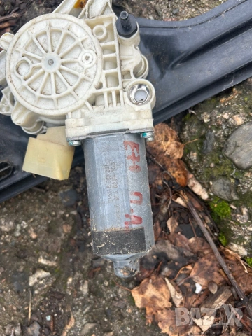 Стъклоповдигач BMW X5 E70 преден ляв 7137019 , снимка 4 - Части - 53261311