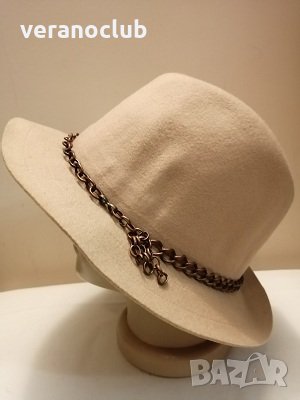 Дамска шапка Естествен филц 60 см