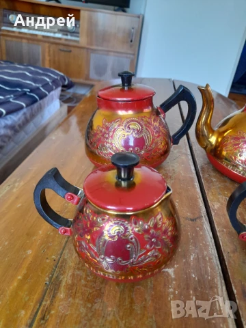 Стар комплект Руски чайници, снимка 2 - Други ценни предмети - 50772564