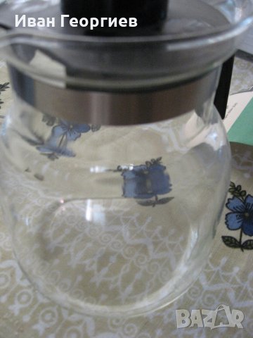 Стъклена кана, снимка 3 - Аксесоари за кухня - 33168585