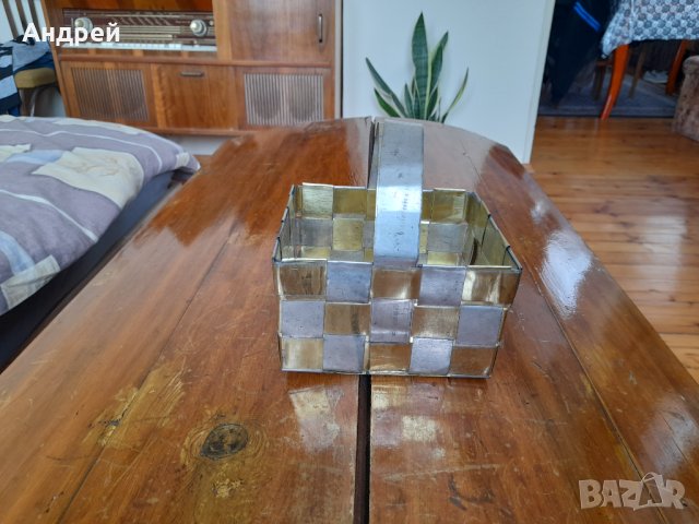 Стара метална кошница, снимка 2 - Други ценни предмети - 32344891