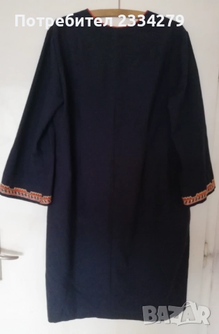 Стар сукман, изработен през 70-те години, използван от народна певица в ансамбъл за песни и танци, снимка 3 - Други ценни предмети - 51550319