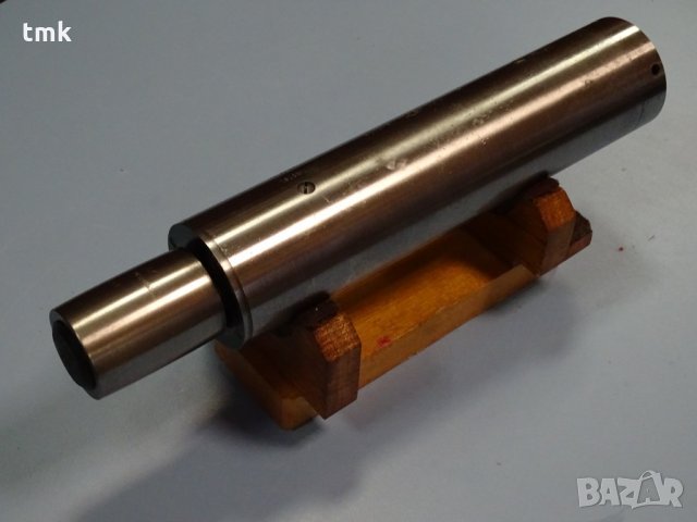 Шлайф-шпиндел Fischer UJ 70x300, снимка 3 - Резервни части за машини - 32762476