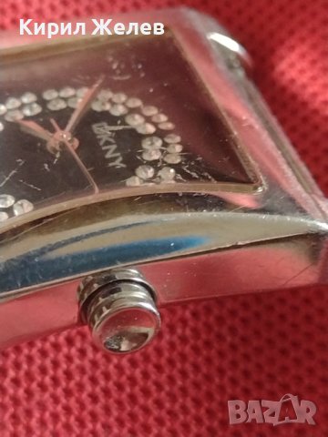 Модерен дизайн дамски часовник DKNY стил и комфорт с кристали 39626, снимка 4 - Дамски - 43785954