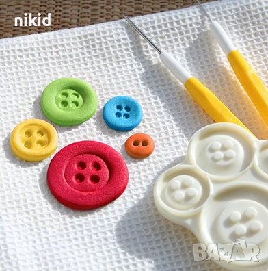 копче копчета 2 размера пластмасови форми форма резец печат за фондан тесто декор мъфини торта, снимка 2 - Форми - 37942639
