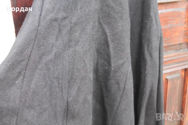 Вълнен сукман от народна носия , снимка 7 - Антикварни и старинни предмети - 50496606