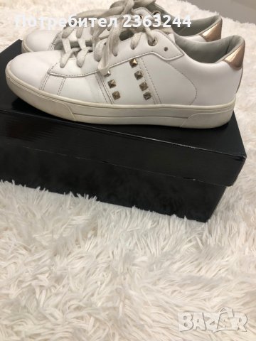 Дамски обувки