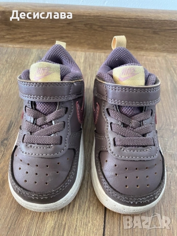 Nike 21 номер, снимка 2 - Детски маратонки - 51497137