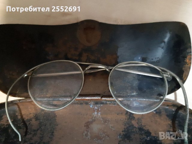Очила , снимка 2 - Антикварни и старинни предмети - 32934485