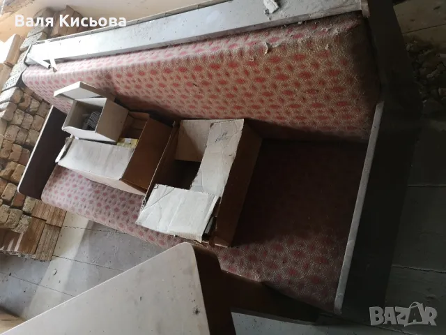 ретро мебели, дървен гардероб, стол, кухненски бюфет , снимка 3 - Гардероби - 49539105