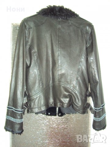 Оригинално кожено дамско яке EMPORIO ARMANI, снимка 2 - Якета - 33548946