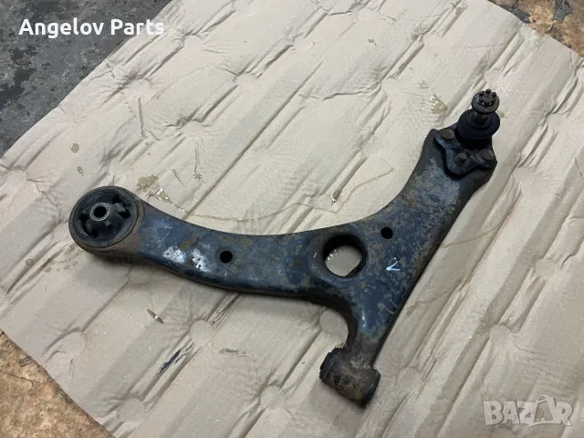 Предни носачи за Toyota Corolla Verso 2003 г., снимка 2 - Части - 48284998