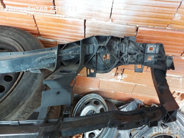 оригинално основа за фаровете за форд фокус 2010г, снимка 2 - Части - 33048124