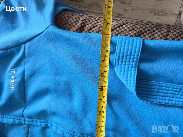 Детски халат Декатлон 152см., снимка 11 - Хавлии и халати - 53224166