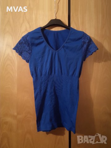 Нова синя еластична тениска с дантелени ръкави XS, снимка 1 - Тениски - 32991647