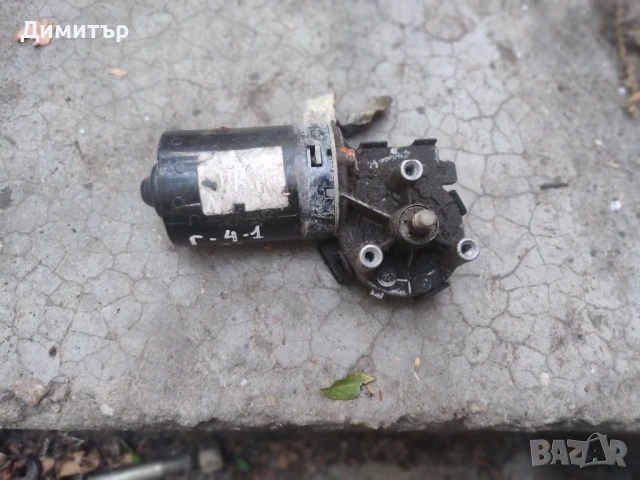 Мотор Предни Чистачки За Фолксваге Голф 4 1998г / VW Golf 4 1998y