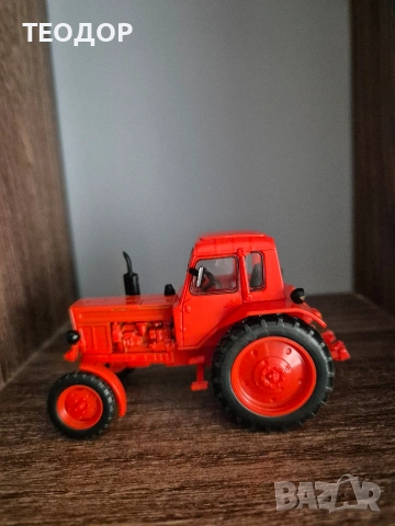 Умален модел на трактор МТЗ-80, снимка 2 - Колекции - 53220790