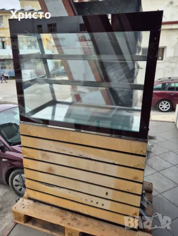 Сладкарска хладилна витрина, снимка 1