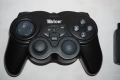 Два броя Оригинални Безжични Контролери Tevion MD 85175 за PC/PS2/XBOX Made In Germany, снимка 2