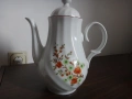 Български порцеланов чайник и латиера, снимка 6