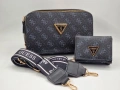 Guess Нова Дамска Кожена Чанта + Портмоне , снимка 2