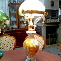 Лампа, снимка 3 - Настолни лампи - 37011271