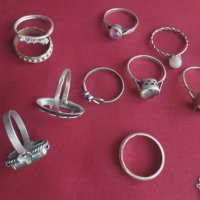 Продавам стари пръстени ,обици , ланчета..., снимка 7 - Пръстени - 28544380