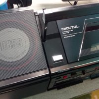 Toshiba RT-7096 радио-касетофон-компакт диск плейър, снимка 1 - Радиокасетофони, транзистори - 35420527